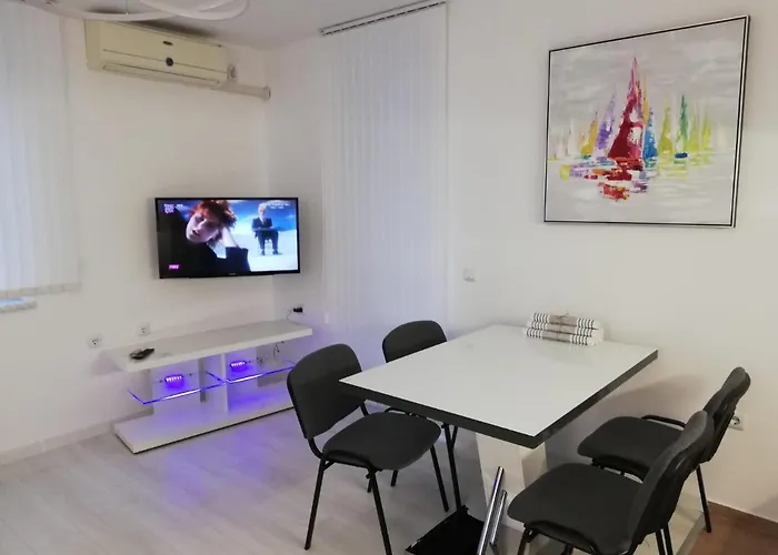 Fortnoks Luxury On The Apartament *